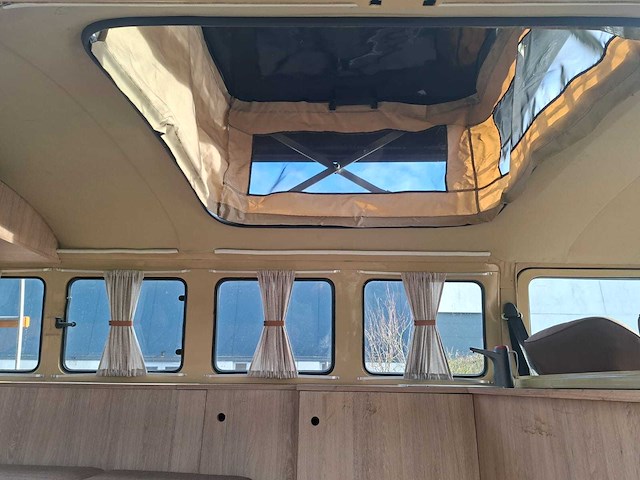 Volkswagen - t2 camper - oldtimer - afbeelding 15 van  46