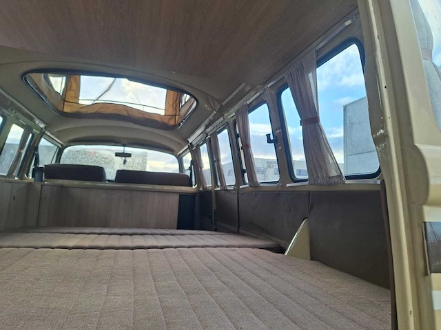 Volkswagen - t2 camper - oldtimer - afbeelding 22 van  46