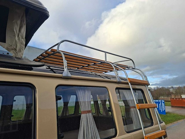 Volkswagen - t2 camper - oldtimer - afbeelding 31 van  46