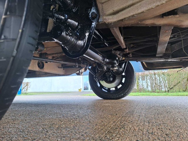 Volkswagen - t2 camper - oldtimer - afbeelding 35 van  46