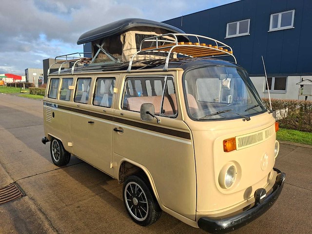 Volkswagen - t2 camper - oldtimer - afbeelding 44 van  46