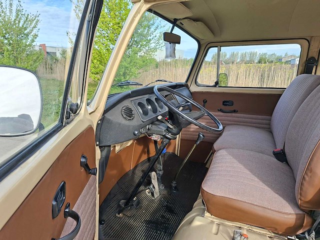 Volkswagen - t2 camper oldtimer - - afbeelding 43 van  57
