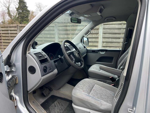 Volkswagen - transporter - 7hc - van - afbeelding 13 van  19