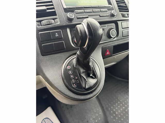 Volkswagen - transporter - van - afbeelding 12 van  20