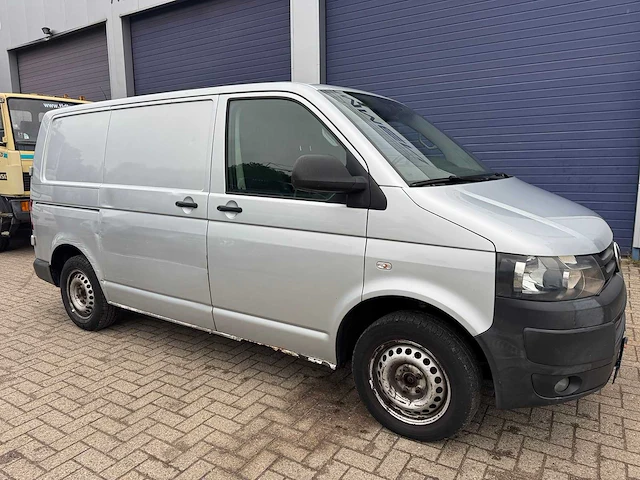 Volkswagen - transporter - van - afbeelding 14 van  20