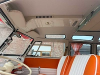 Volkswagen 2 t1 split motorhome vintage auto's > 15 benzine – 1974 – belgische kranten - afbeelding 17 van  17