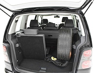 Volkswagen 2007 touran cross - afbeelding 17 van  43