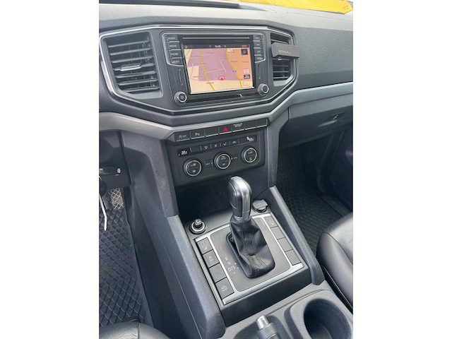 Volkswagen amarok lichte vrachtwagen - afbeelding 10 van  14