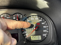 Volkswagen bora 1.9 sdi base, 2005 - afbeelding 5 van  34