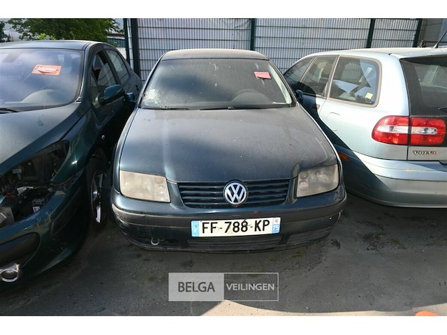 Volkswagen bora, enkel voor vergunninghouders en erkende centra voor verschrotting - afbeelding 2 van  7