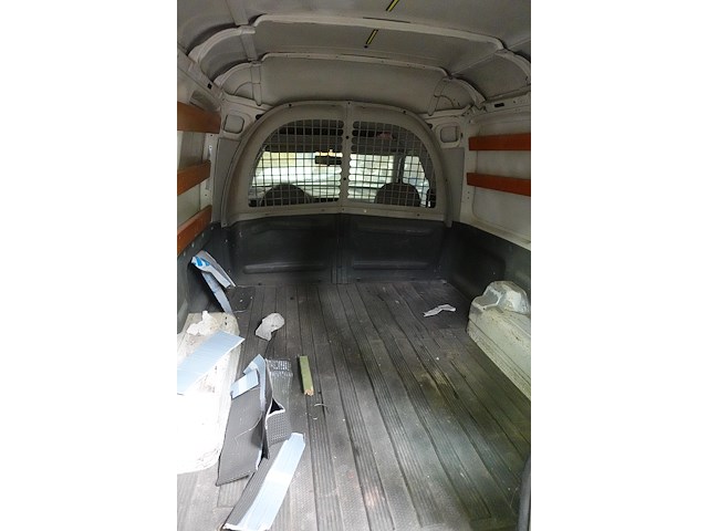 Volkswagen caddy (geaccidenteerd) - afbeelding 7 van  7