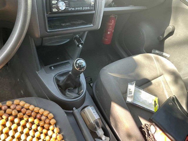 Volkswagen caddy lichte vrachtwagen - afbeelding 5 van  15