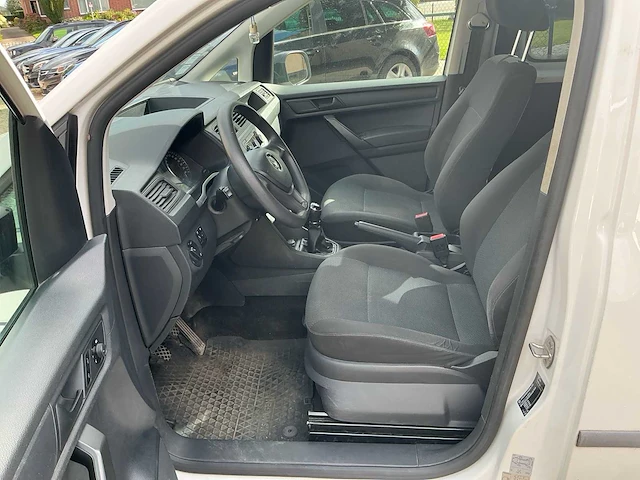 Volkswagen caddy maxi combi bedrijfswagen - afbeelding 6 van  27