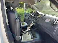 Volkswagen caravelle automaat - afbeelding 15 van  32