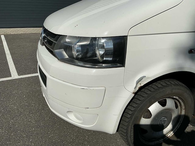 Volkswagen caravelle automaat - afbeelding 32 van  32