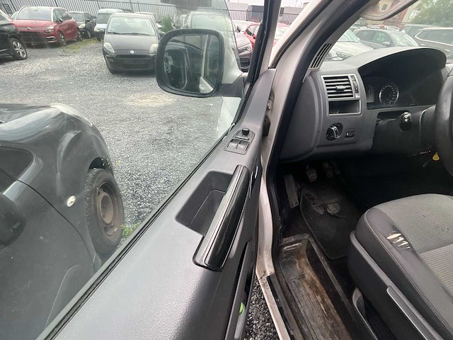 Volkswagen caravelle bedrijfswagen - afbeelding 5 van  26
