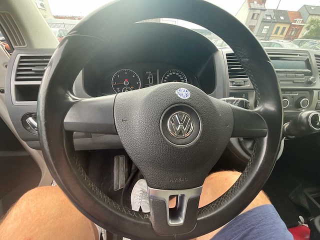 Volkswagen caravelle bedrijfswagen - afbeelding 10 van  26