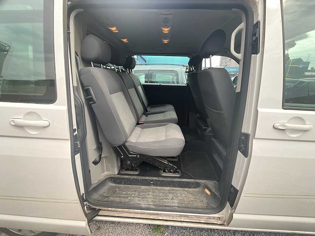 Volkswagen caravelle bedrijfswagen - afbeelding 22 van  26