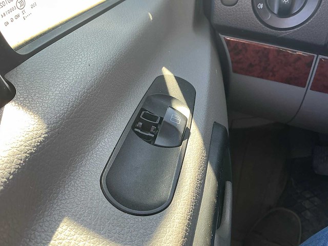 Volkswagen crafter bedrijfswagen - afbeelding 26 van  32