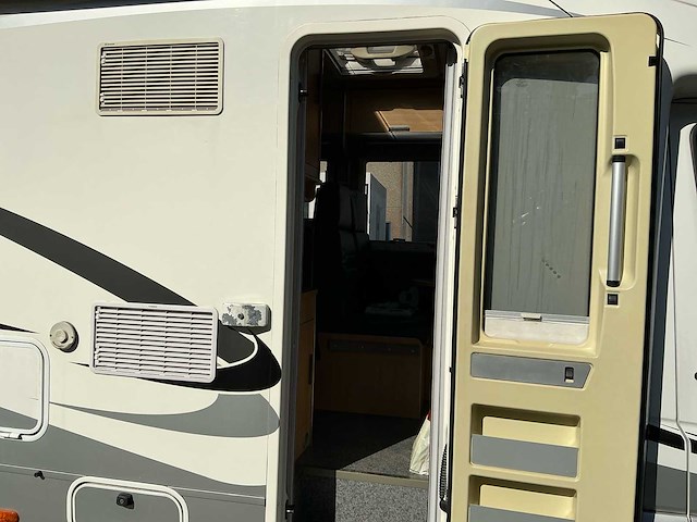 Volkswagen crafter camper - afbeelding 8 van  46