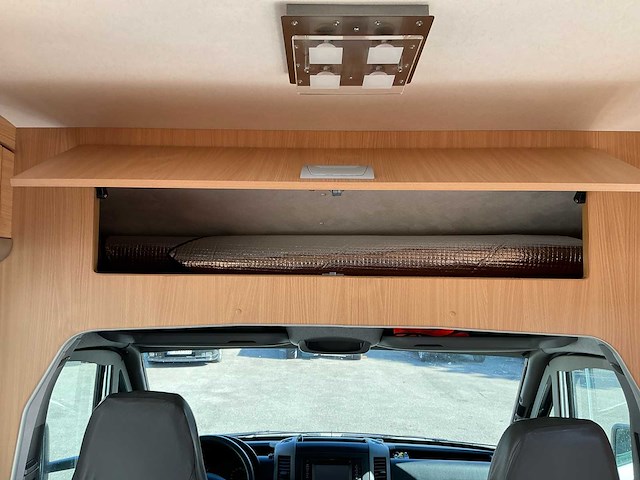 Volkswagen crafter camper - afbeelding 9 van  24