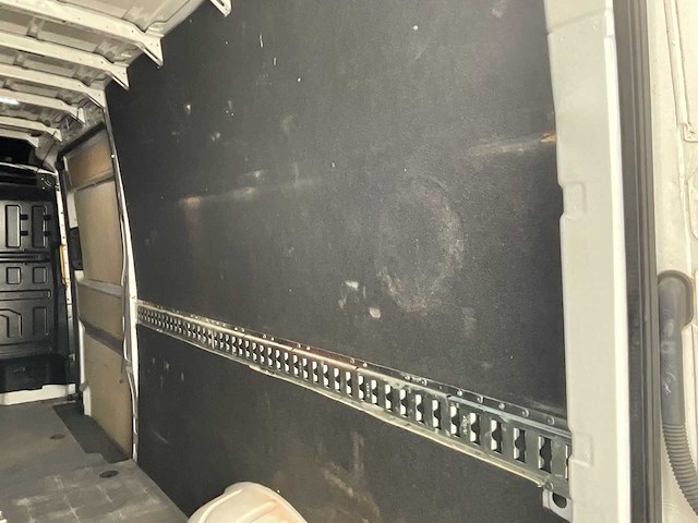 Volkswagen crafter - afbeelding 31 van  46