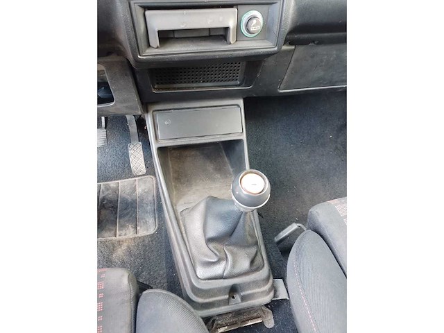 Volkswagen golf 1 1.9 tdi - 1983 - afbeelding 14 van  31