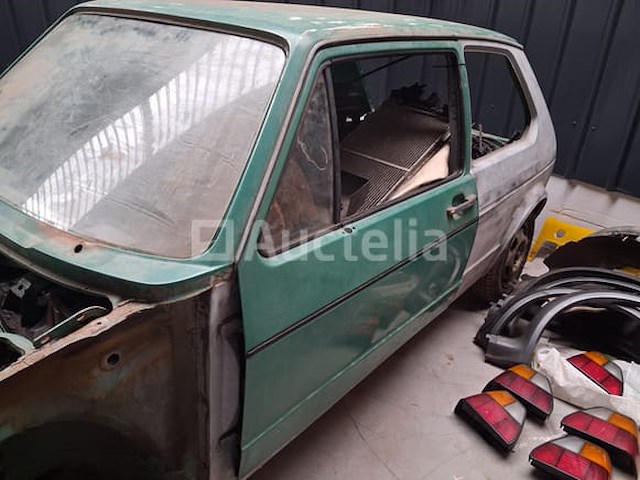 Volkswagen golf 1 auto - afbeelding 3 van  10