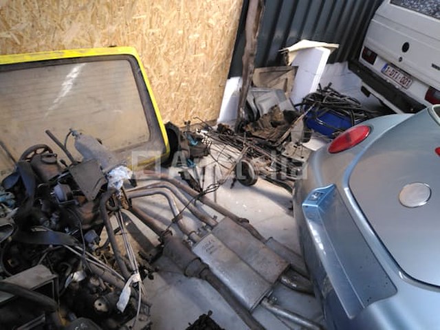 Volkswagen golf 1 auto - afbeelding 10 van  10