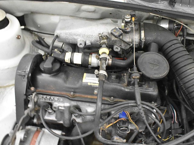 Volkswagen golf 1 cabrio - afbeelding 33 van  42