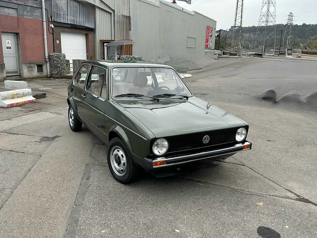 Volkswagen golf 1 volkswagen golf 1 – 1980 – 19.697 km getoond – uitstekende staat – originele documenten - afbeelding 35 van  38