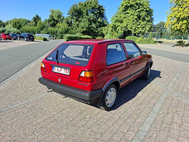 Volkswagen golf 2 oldtimer - afbeelding 25 van  29