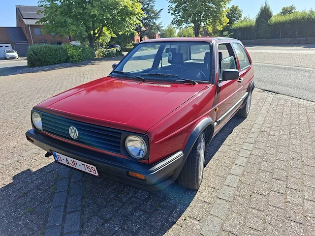 Volkswagen golf 2 oldtimer - afbeelding 1 van  29