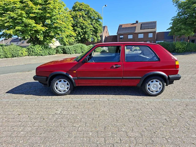 Volkswagen golf 2 oldtimer - afbeelding 12 van  29