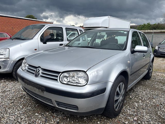 Volkswagen golf, 2002 - afbeelding 1 van  11