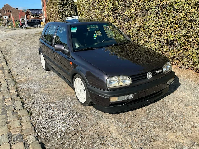 Volkswagen golf 3 2.8 vr6 oldtimer - afbeelding 19 van  61