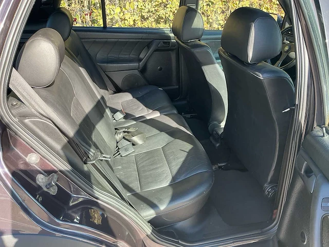 Volkswagen golf 3 2.8 vr6 oldtimer - afbeelding 4 van  61