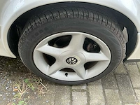 Volkswagen golf cabriolet karmann oldtimer - afbeelding 2 van  30