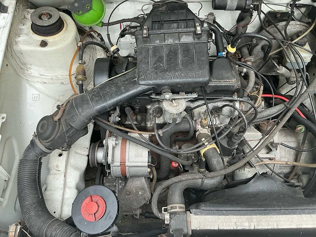 Volkswagen golf cabriolet karmann oldtimer - afbeelding 17 van  30