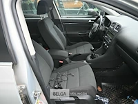Volkswagen golf, enkel voor vergunninghouders en erkende centra voor verschrotting - afbeelding 7 van  10