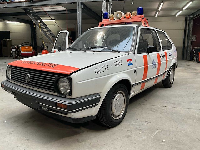 Volkswagen golf golf oldtimer - afbeelding 1 van  30