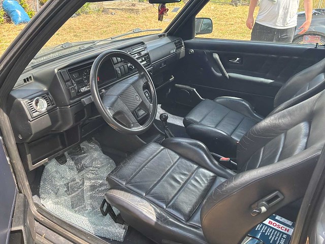 Volkswagen golf gti 16s match edition vintage auto's > 15 - afbeelding 19 van  69