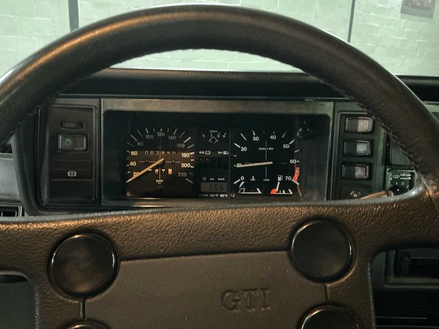 Volkswagen golf gti mark 1 - facelift oldtimer - afbeelding 8 van  30