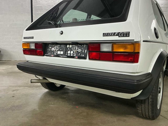 Volkswagen golf gti mark 1 - facelift oldtimer - afbeelding 18 van  30