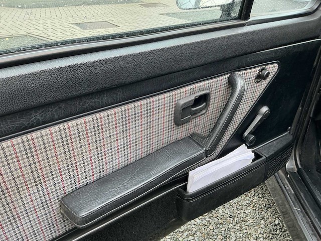 Volkswagen golf i cabrio oldtimer - afbeelding 4 van  81