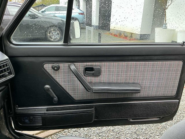 Volkswagen golf i cabrio oldtimer - afbeelding 17 van  81