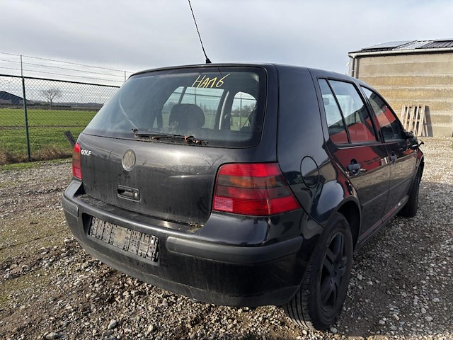 Volkswagen golf iv - afbeelding 8 van  13