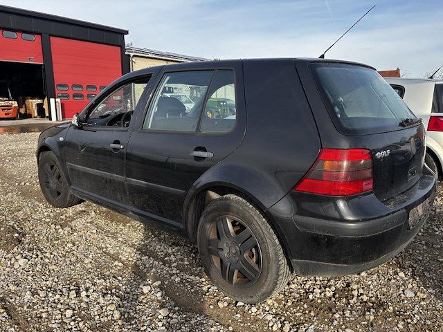 Volkswagen golf iv - afbeelding 10 van  13