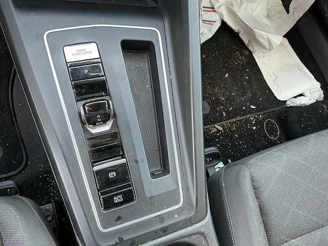 Volkswagen golf personenauto - afbeelding 10 van  20