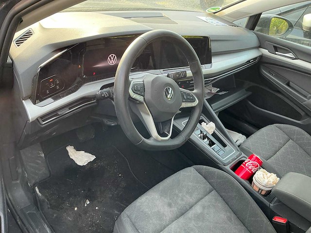 Volkswagen golf personenauto - afbeelding 16 van  20
